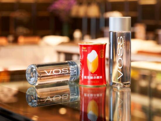 VOSS强势跨界“饭圈”，牵手金龙鱼推出最强CP组合